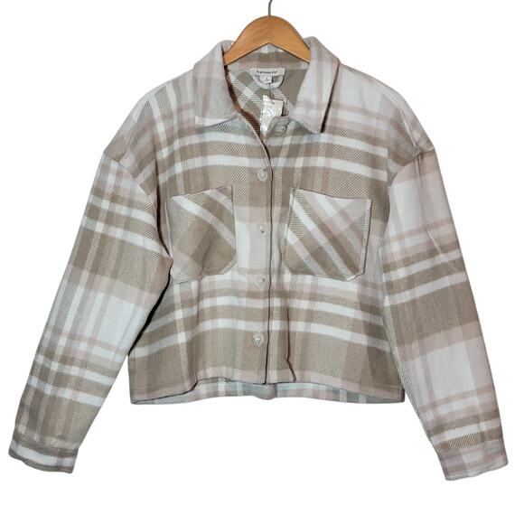 Francesca's Lydia Cropped Plaid Shacket Tan Cream Fall Winter Layering Jacket L - Picture 1 of 15